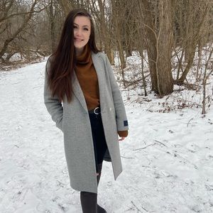 Meet your Posher, Emily